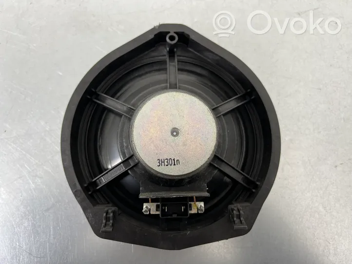 Honda CR-V Front door speaker 3H301N