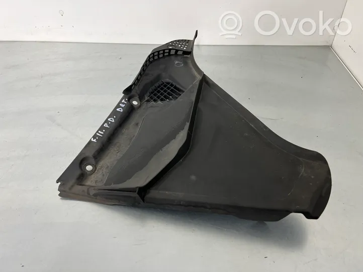 BMW 5 F10 F11 Rivestimento del tergicristallo 6987605