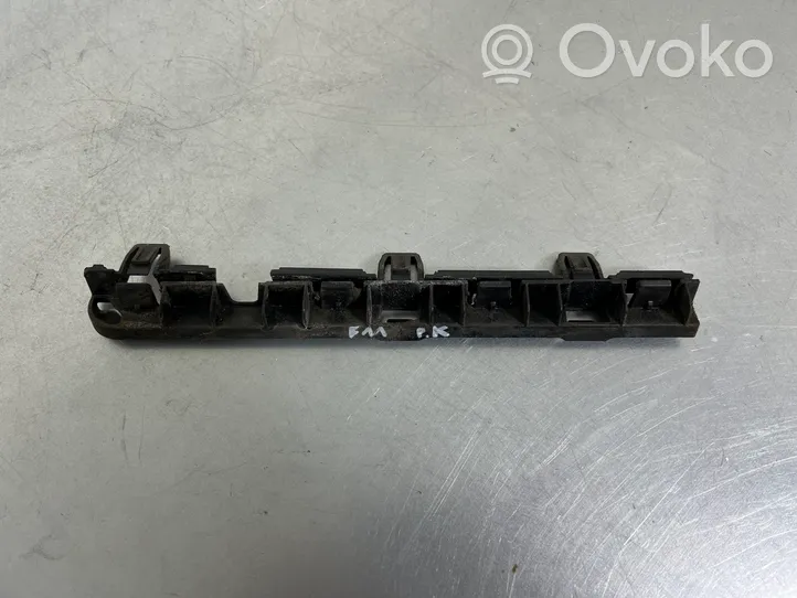 BMW 5 F10 F11 Supporto di montaggio del parafango 7184775