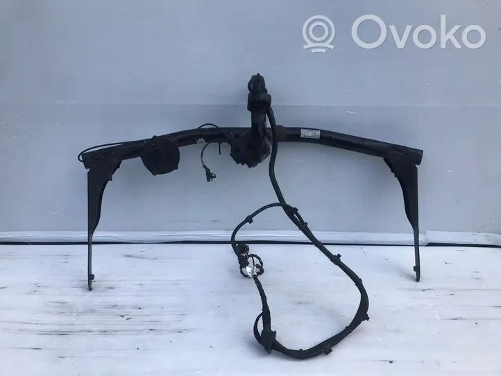 Audi Q3 8U Tow bar set 8U0803880B