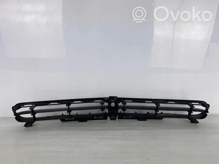 Citroen C5 Aircross Grille inférieure de pare-chocs avant 9826748777