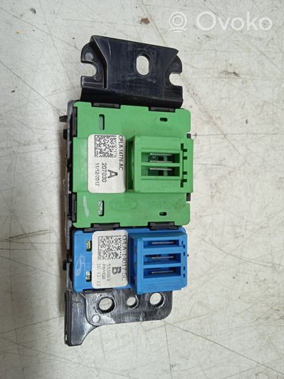 Land Rover Range Rover L405 Interruptor de memoria del asiento CK52237B67