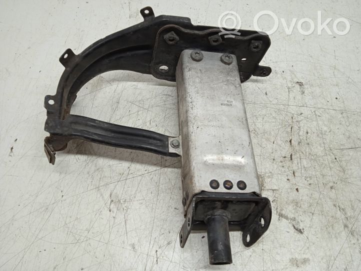 Mercedes-Benz E AMG W211 Longeron support avant CH85986