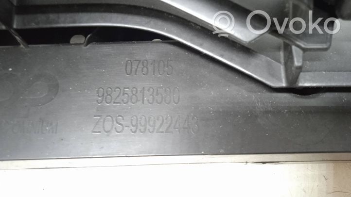 Peugeot 2008 I Traversa di supporto paraurti anteriore 9825813580