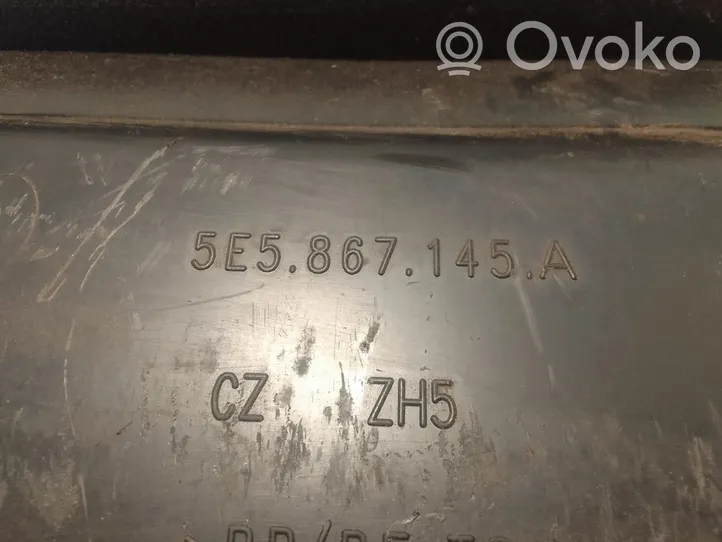 Skoda Octavia Mk3 (5E) Listwa wykończeniowa drzwi przesuwanych 5E5867145A