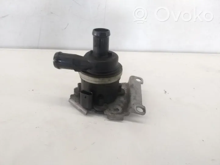 Opel Antara Water pump 95165365