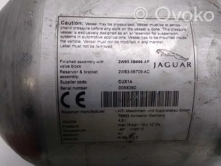 Jaguar XJ X350 Ilmajousituksen kompressori 2W935B696AF
