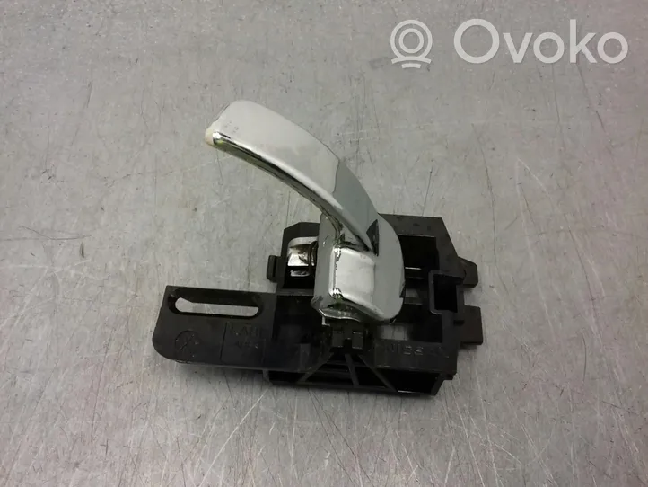 Nissan Qashqai Galinė atidarymo rankenėlė vidinė 798955