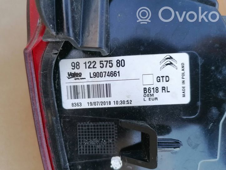 Citroen C3 Lampa tylna 9812257580