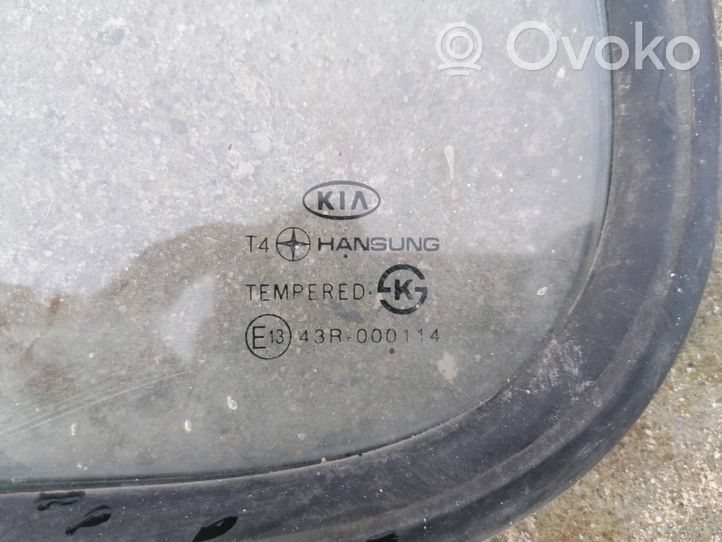 KIA K2500, K2700, K3000 Fenêtre latérale avant / vitre triangulaire 