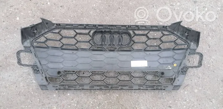 Audi A4 S4 B9 8W Maskownica / Grill / Atrapa górna chłodnicy 8W0853651EB