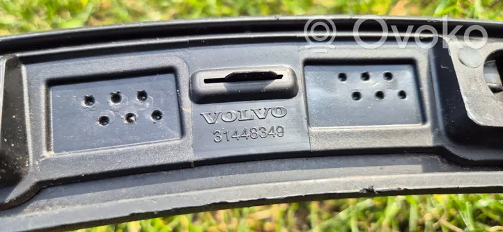 Volvo XC40 Lokasuojan lista (muoto) 31448349