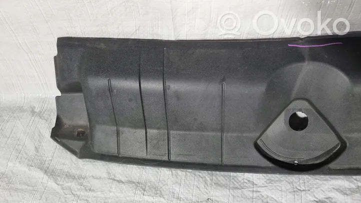 Audi A5 Osłona pasa przedniego 8W6807081E