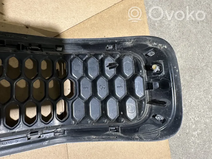 Jeep Cherokee Grille calandre supérieure de pare-chocs avant 5RB21TRMAA