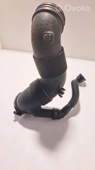 Volkswagen PASSAT B7 Tube d'admission d'air 3C0129654