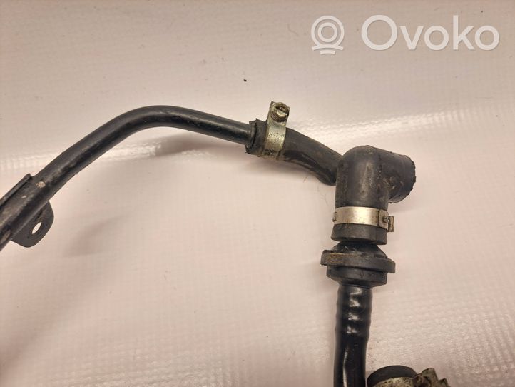 Audi A4 S4 B7 8E 8H Linea/tubo/manicotto del vuoto 058133753D