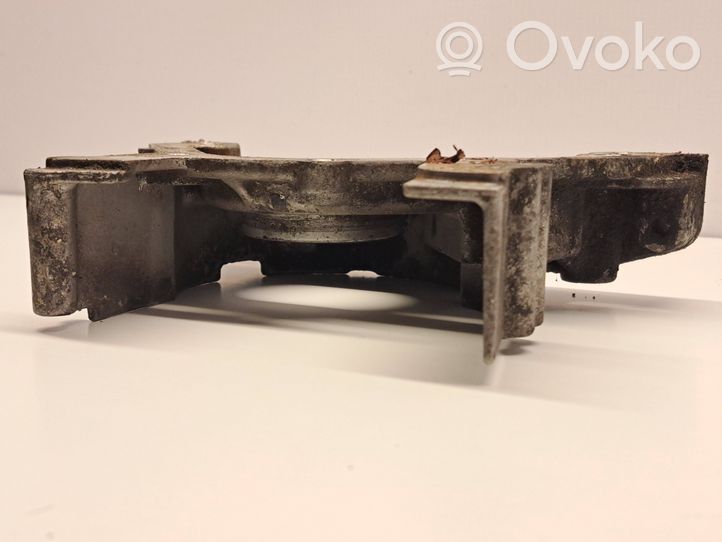 Audi A4 S4 B7 8E 8H Osłona łańcucha rozrządu 038103153B