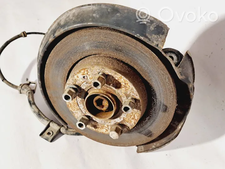 Audi A4 S4 B7 8E 8H Fuso a snodo con mozzo ruota posteriore 