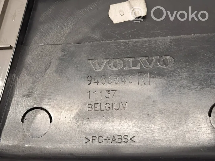 Volvo V50 B-pilarin verhoilu (yläosa) 9486846