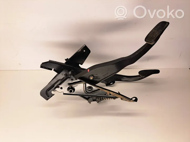 Volvo S60 Pedal assembly 3524406