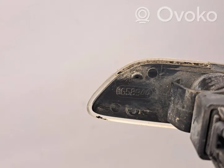 Volvo S80 Indicatore di direzione del parafango anteriore 8658944