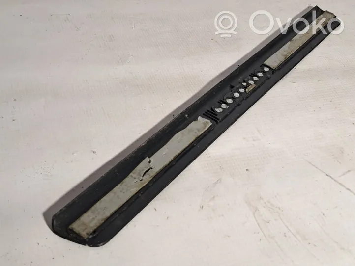 Volvo V70 Rivestimento sottoporta/minigonna laterale 8659960