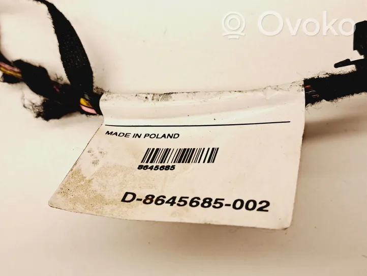 Volvo V70 Cableado de puerta trasera 8645685