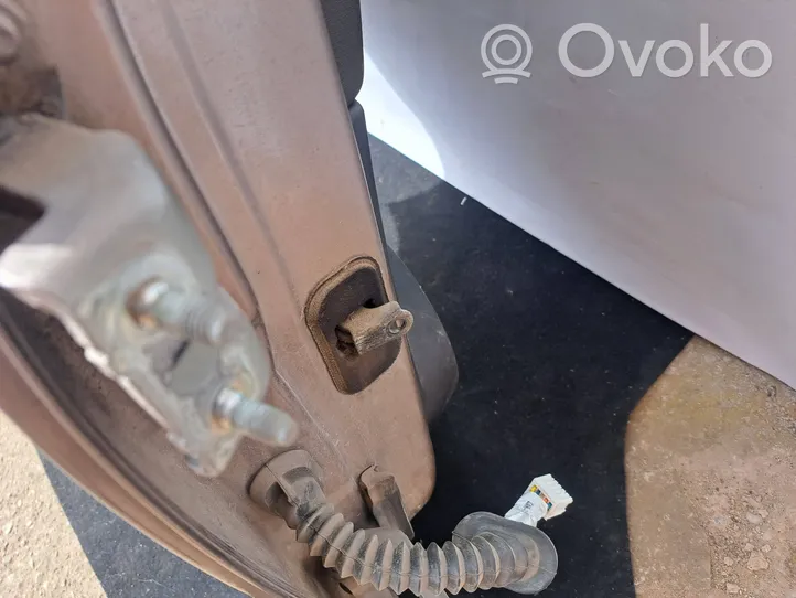 Nissan Qashqai Tür hinten 