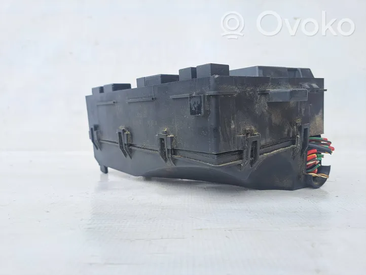 Volvo V50 Fuse box set 8688040