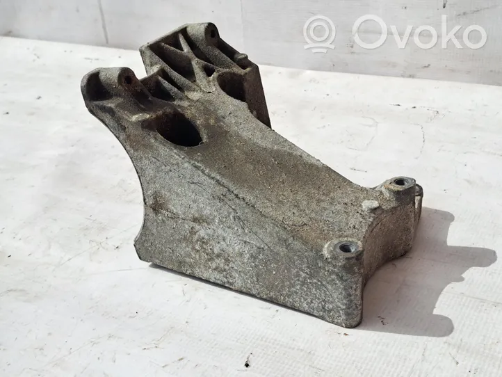 Volvo V50 Soporte de montaje del compresor de A/C 4M5Q19B624CC