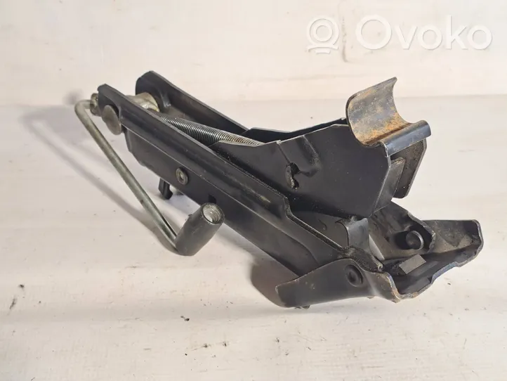 Volvo V70 Lift Jack 8679368