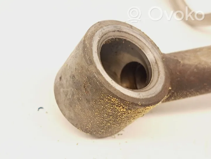 Volkswagen PASSAT B7 Tubo flessibile mandata olio del turbocompressore turbo 03L145535A