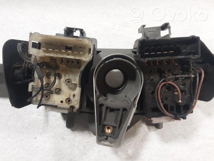 Renault Scenic RX Leva/interruttore dell’indicatore di direzione e tergicristallo 54034959A