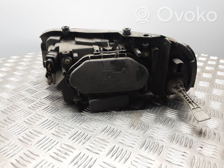 Volkswagen Sharan Faro/fanale 0301182612