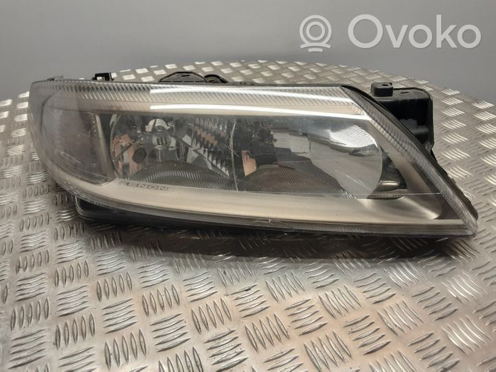 Renault Laguna II Lampa przednia 8200207516