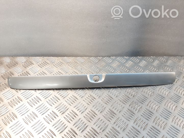 Opel Astra G Garniture de hayon 8062860