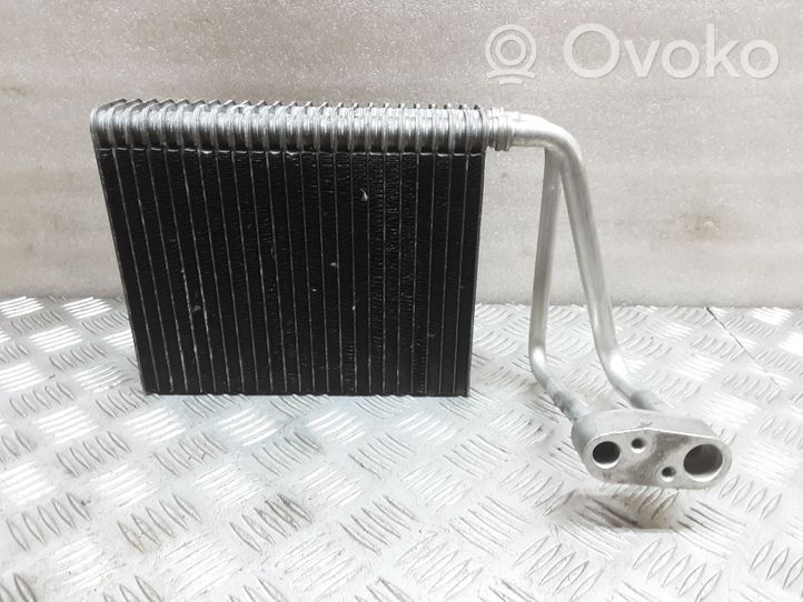 Opel Vivaro Skraplacz / Chłodnica klimatyzacji 