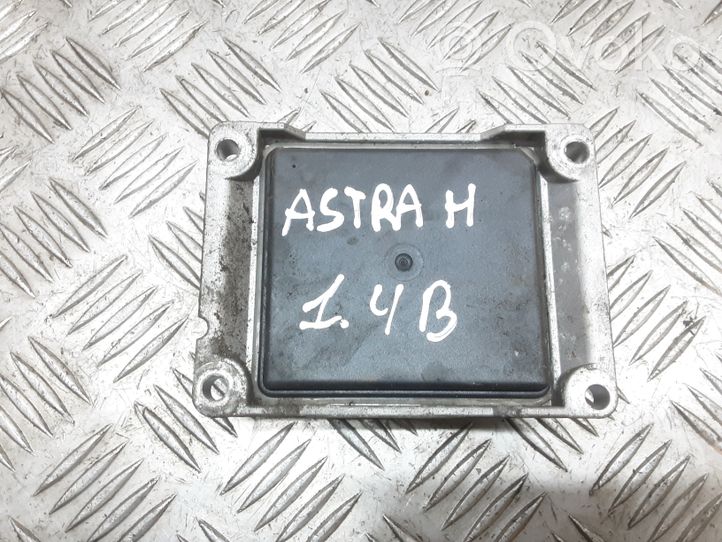 Opel Tigra B Engine control unit/module 0261208396