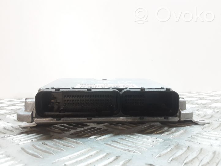 Saab 9-3 Ver1 Sterownik / Moduł ECU 0281001617