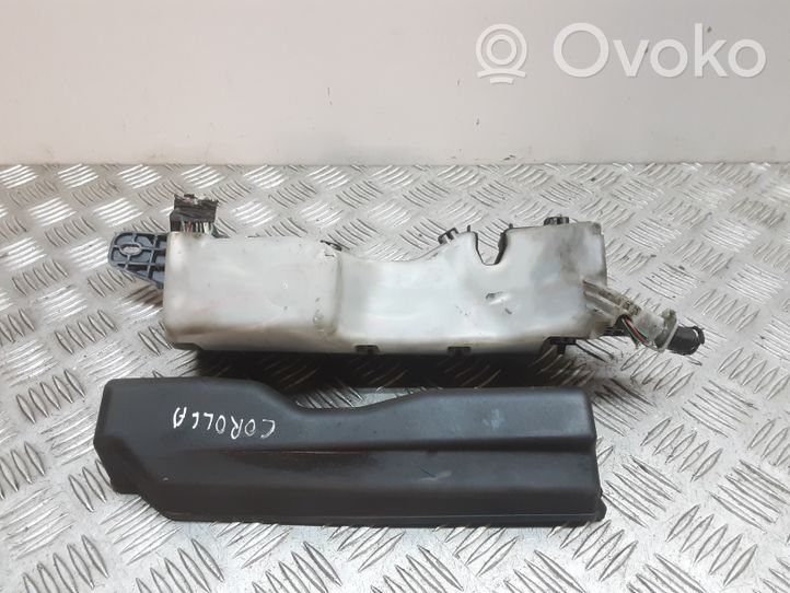 Toyota Corolla E120 E130 Sicherungskasten 5136YA1