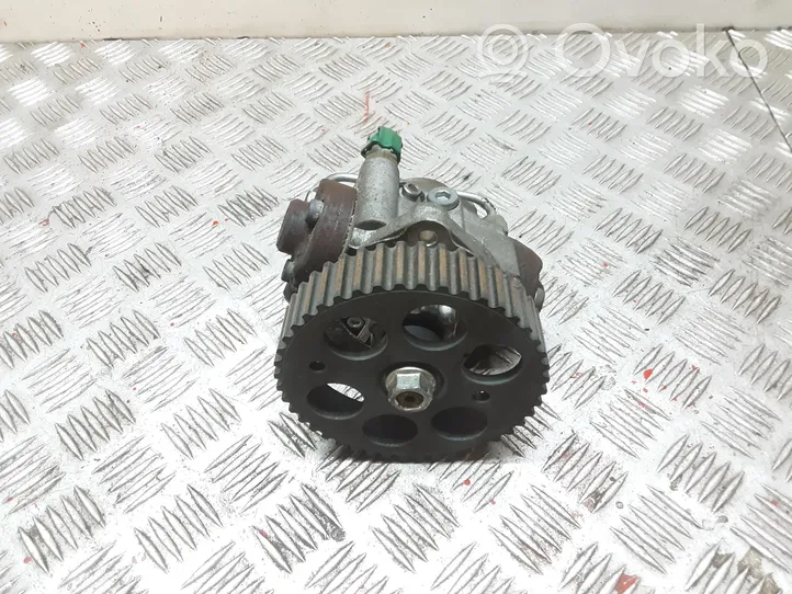 Opel Astra J Pompe d'injection de carburant à haute pression 8981030280