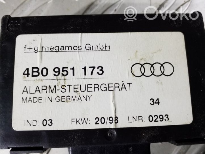 Audi A6 S6 C5 4B Boîtier module alarme 4B0951173