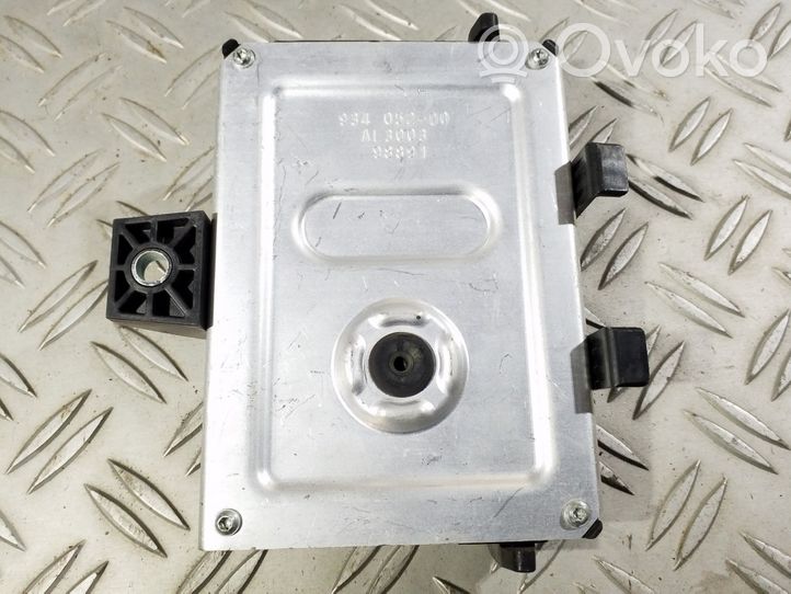 Opel Astra H Fuel injection pump control unit/module 20831727