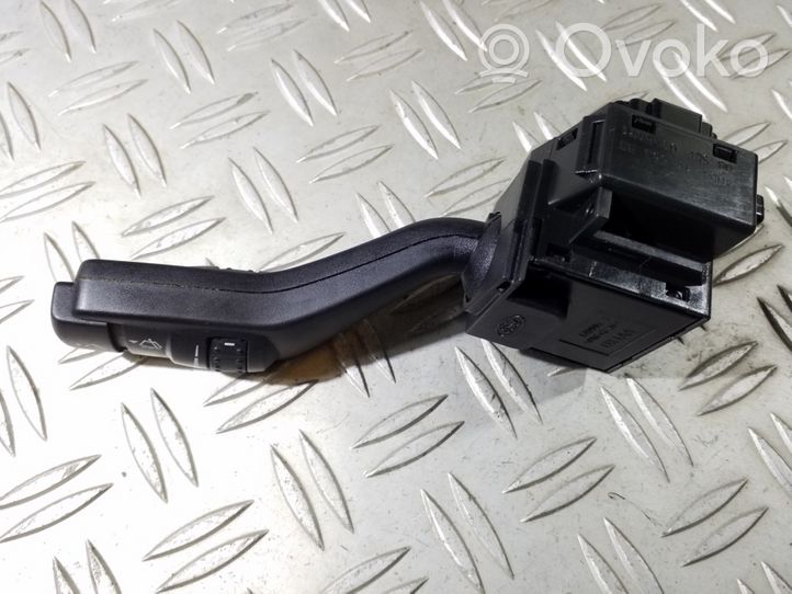 Ford C-MAX I Wiper control stalk 17D940