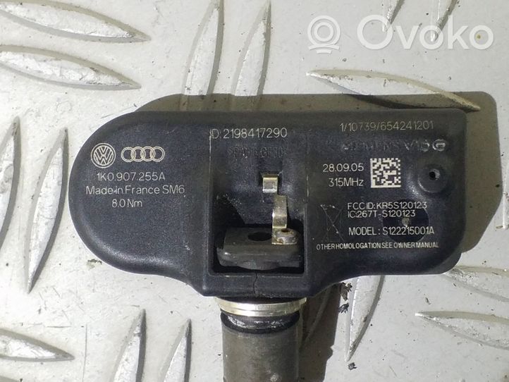 Volkswagen PASSAT B6 Capteur de pression des pneus 1K0907255A