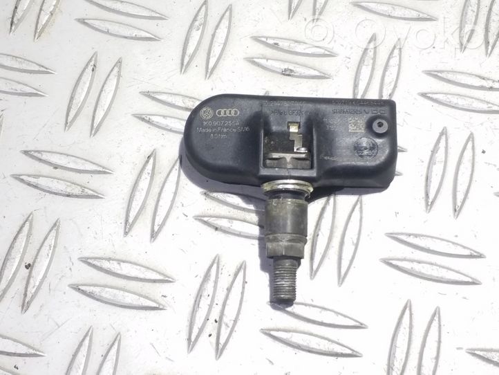 Volkswagen PASSAT B6 Tire pressure sensor 1K0907255A