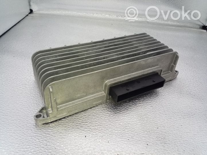 Audi A4 S4 B8 8K Vahvistin 8T0035223AB