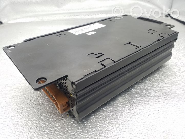 Audi A4 S4 B5 8D Amplificador de sonido AMP3510