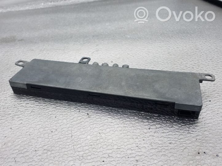 Audi A6 S6 C6 4F Amplificateur d'antenne 4F9035225D