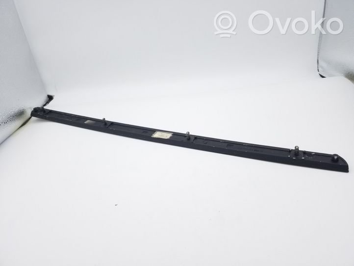 Volkswagen Golf V Rivestimento del vano portaoggetti del cruscotto 1K1858529A